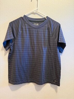 Mountain Hardwear Womans Heathered Navy Short Sleeve Tee